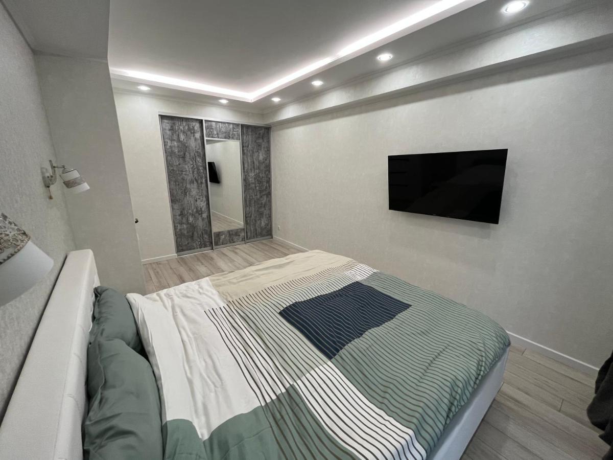 Dendrarium Park Apartment Chisinau Ngoại thất bức ảnh
