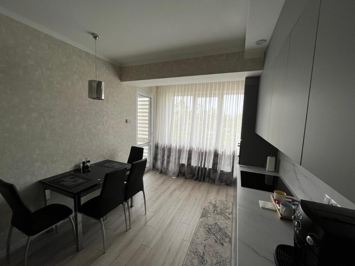 Dendrarium Park Apartment Chisinau Ngoại thất bức ảnh